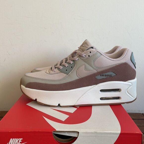 Nike Air Max 90 LV8 Light Iron Ore/Platinum Violet US Women 9/UK 6.5(FD4328-001) - Picture 7 of 13